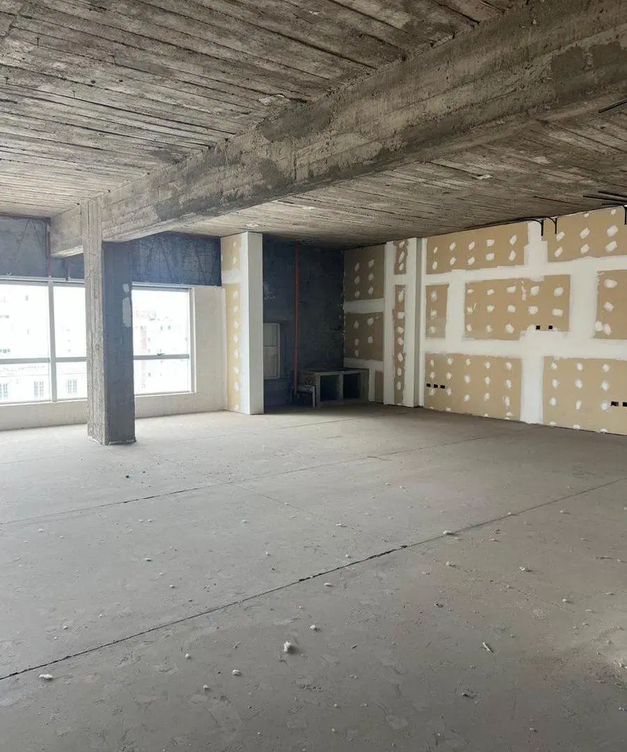 VENTA  o ALQUILER PISO  PARA OFICINAS  ZONA CENTRO 4
