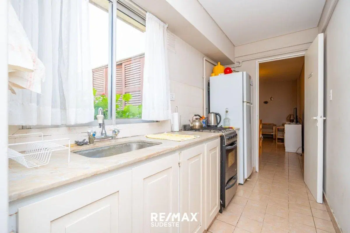Departamento centrico PB 3 dorm amoblado 5