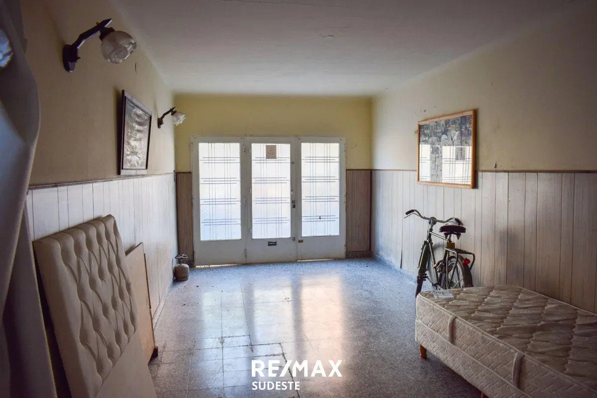 CASA con doble ingreso, zona SALTA Y 12 DE OCTUBRE 3