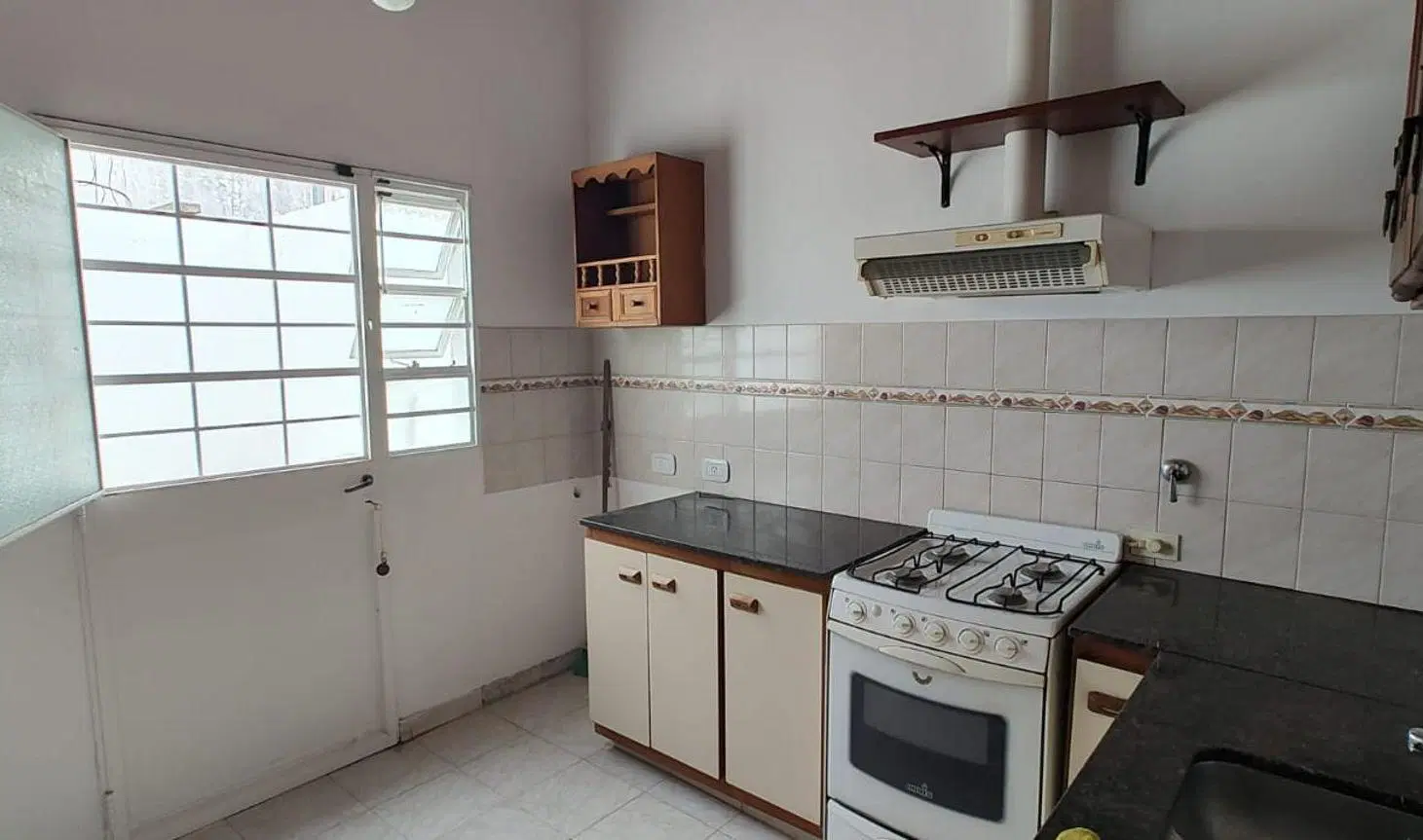 DPTO VENTA  DOS DORMITORIOS  PLANTA BAJA 5