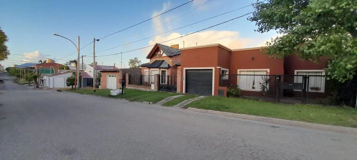 HERMOSA CASA EN BA. NORTE APTA CREDITO 4