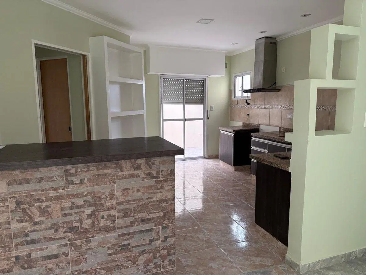 HERMOSA CASA EN BA. NORTE APTA CREDITO 3