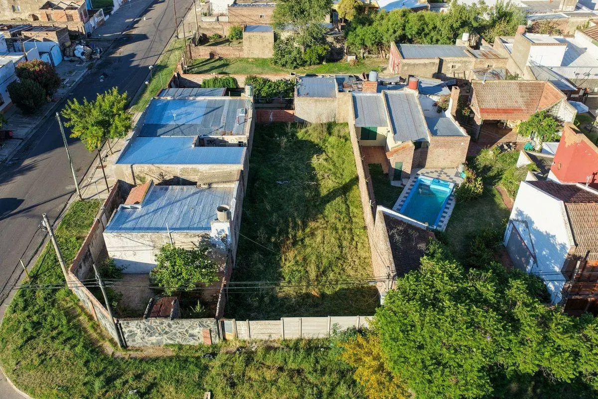 Venta lote cerrado Bo. Noroeste 5