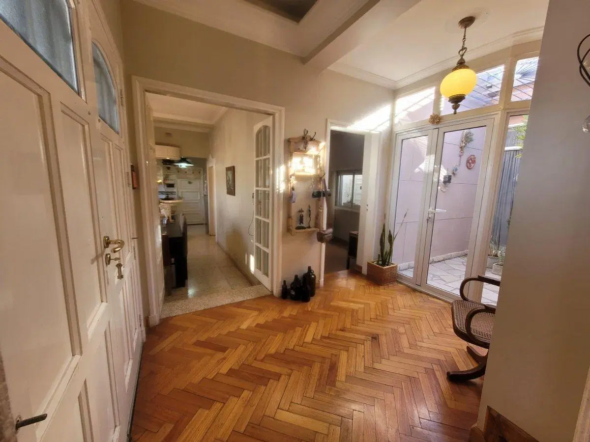 VENTA CASA CON DEPARTAMENTO Y QUINCHO 2