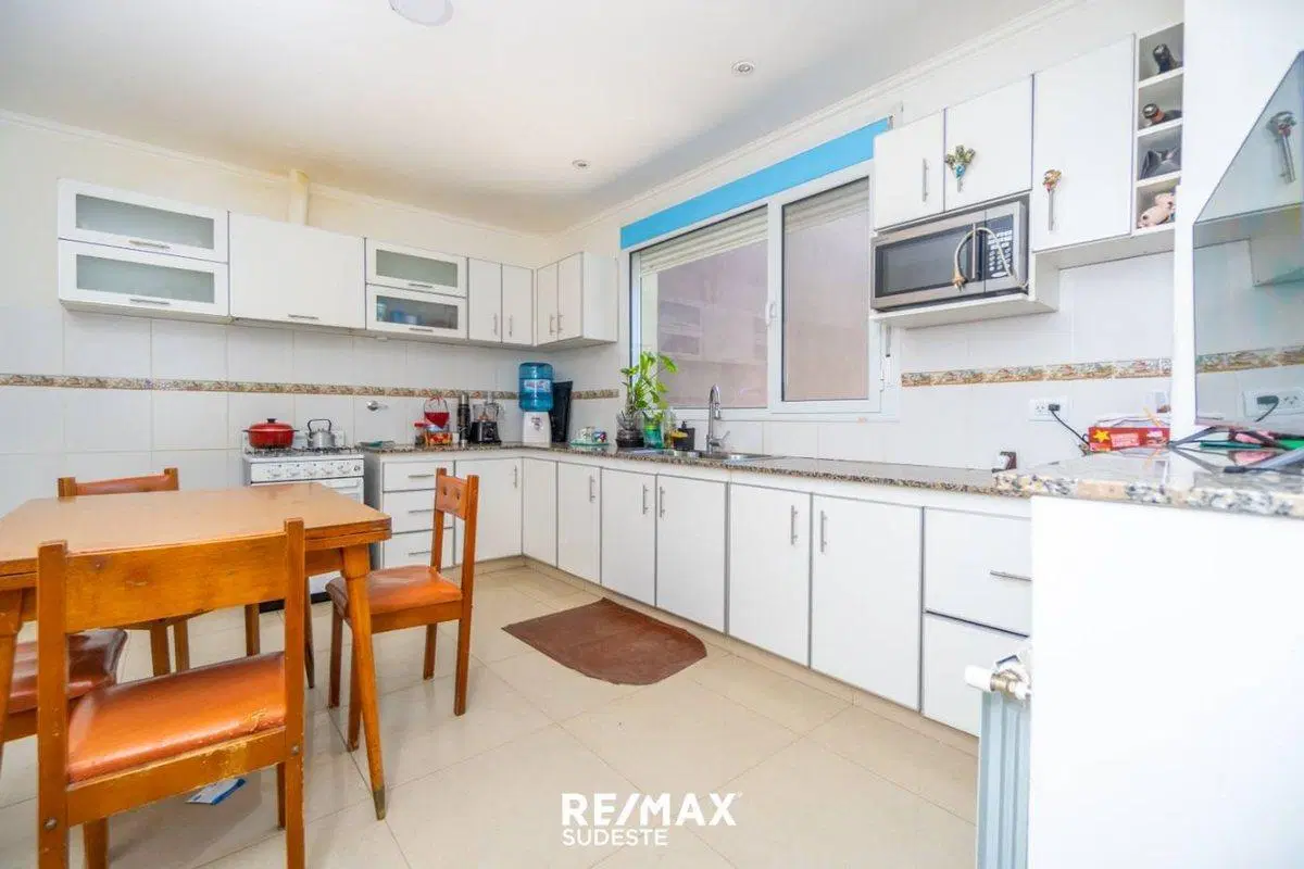 VENTA CASA RENOVADA MISIONES 200 2