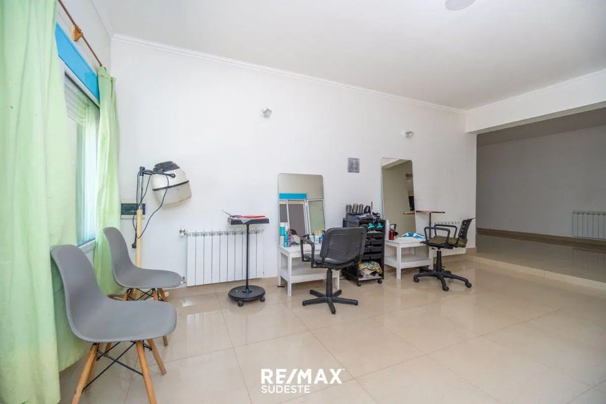 VENTA CASA RENOVADA MISIONES 200 3