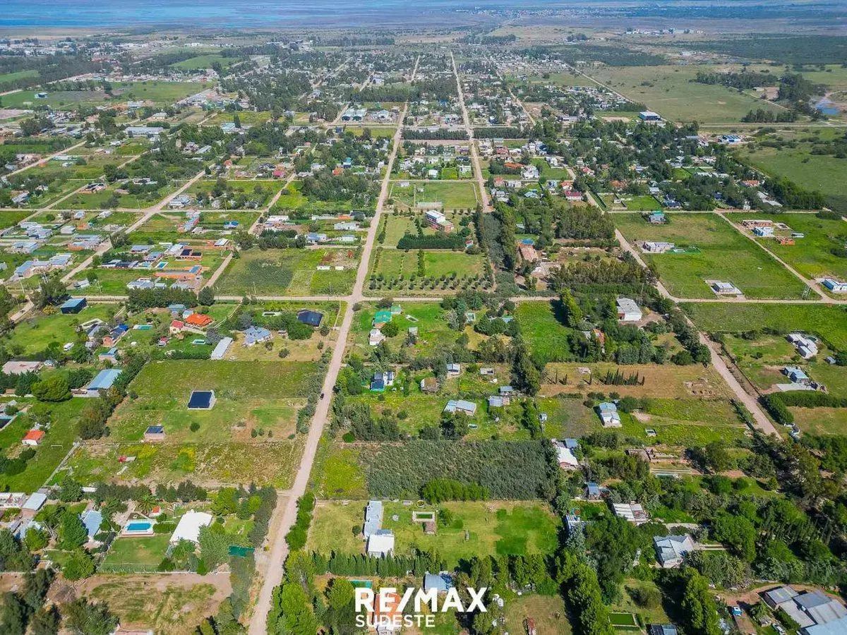 Venta excelente lote Barrio Los Chañares 5