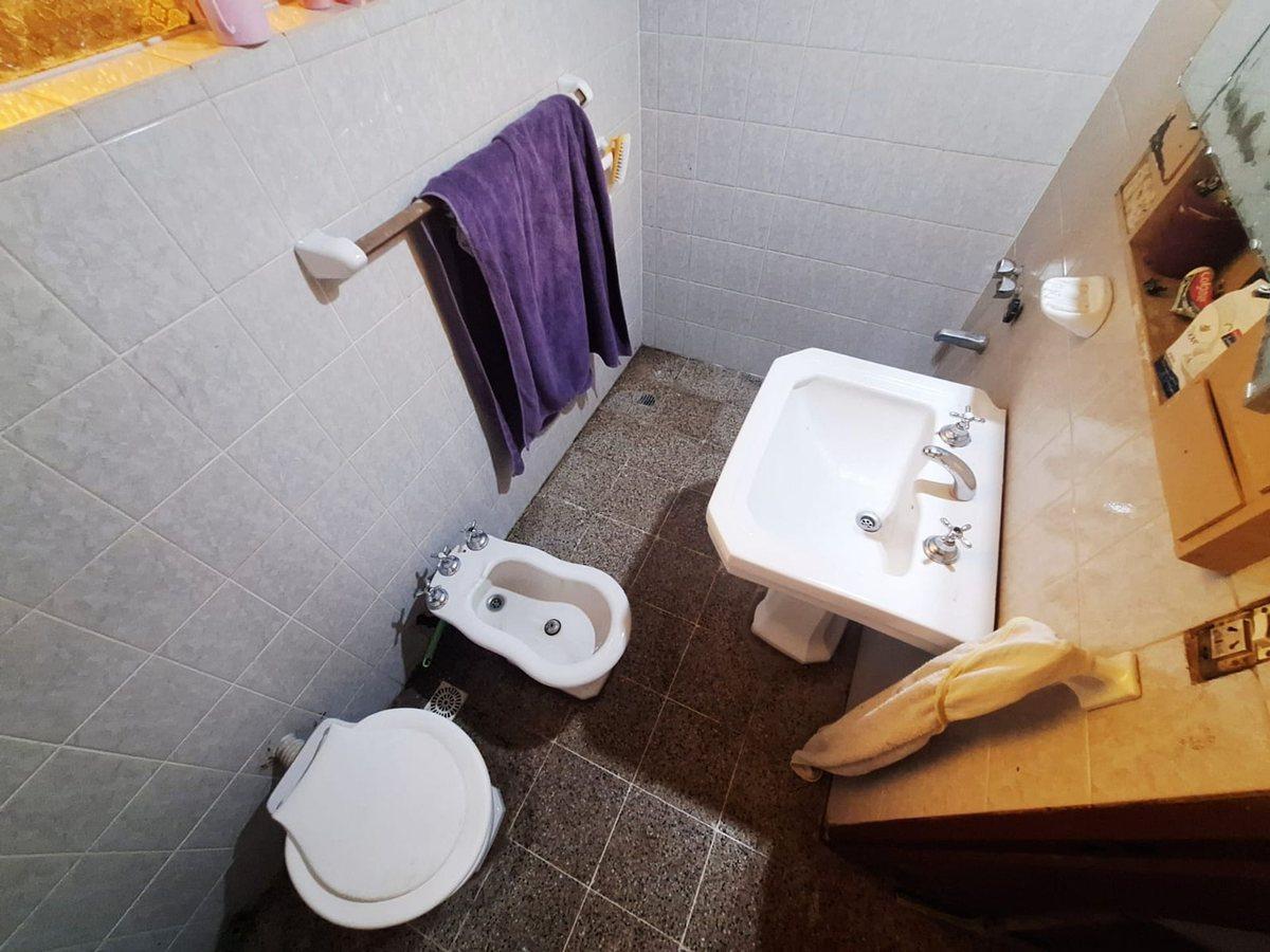 Foto de VENTA CASA 3 DOR. EN ALTOS CON LOCAL Y GALPON, imagen 1