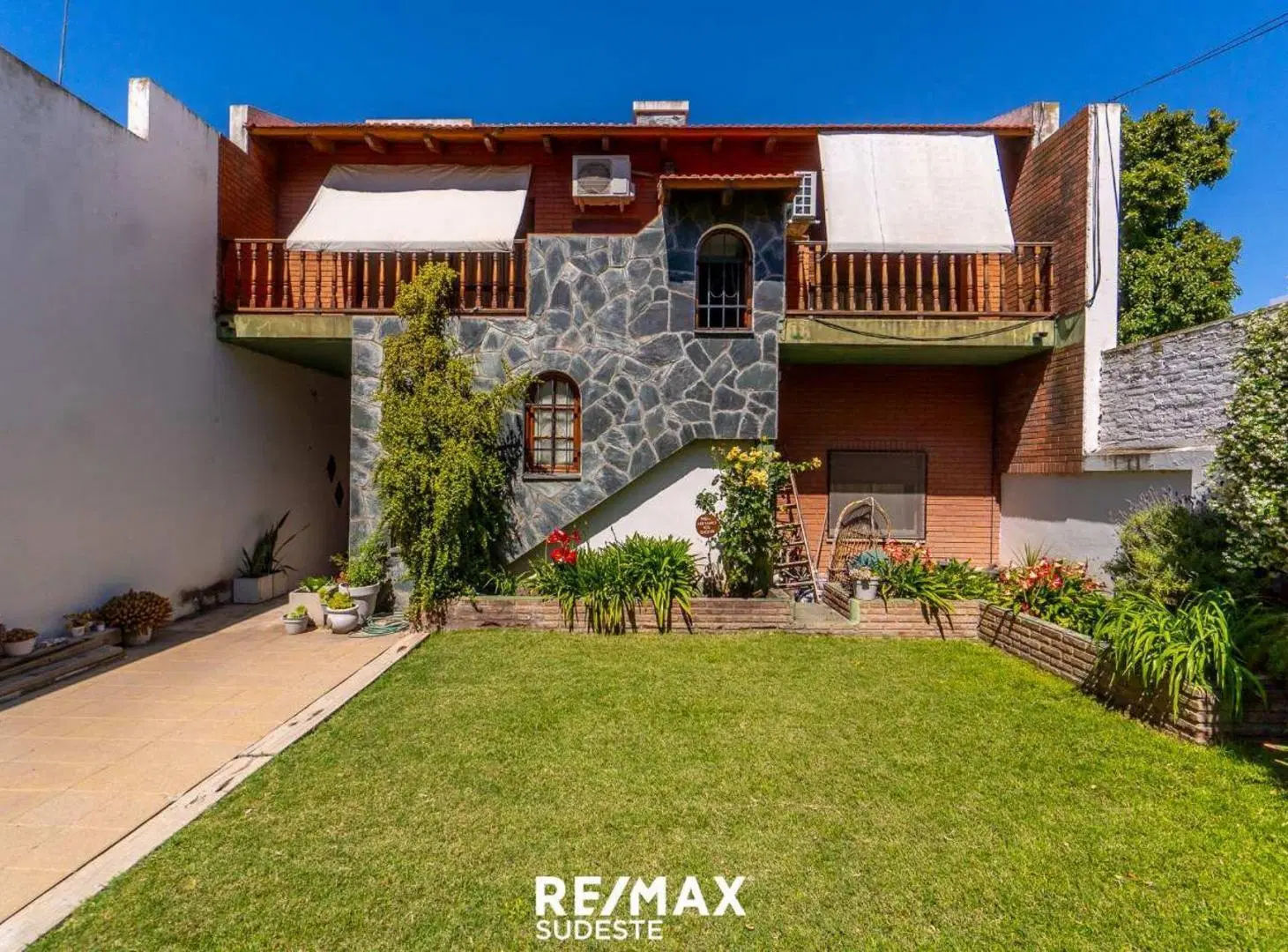 Excelente Casa en venta Centro 2