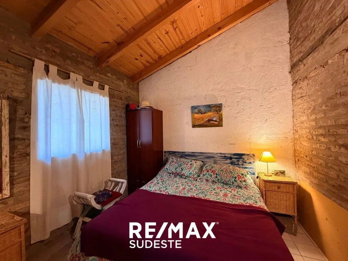 VENTA Casa mas 2Dtos Barrio LAS DUNAS M.Hzo 5