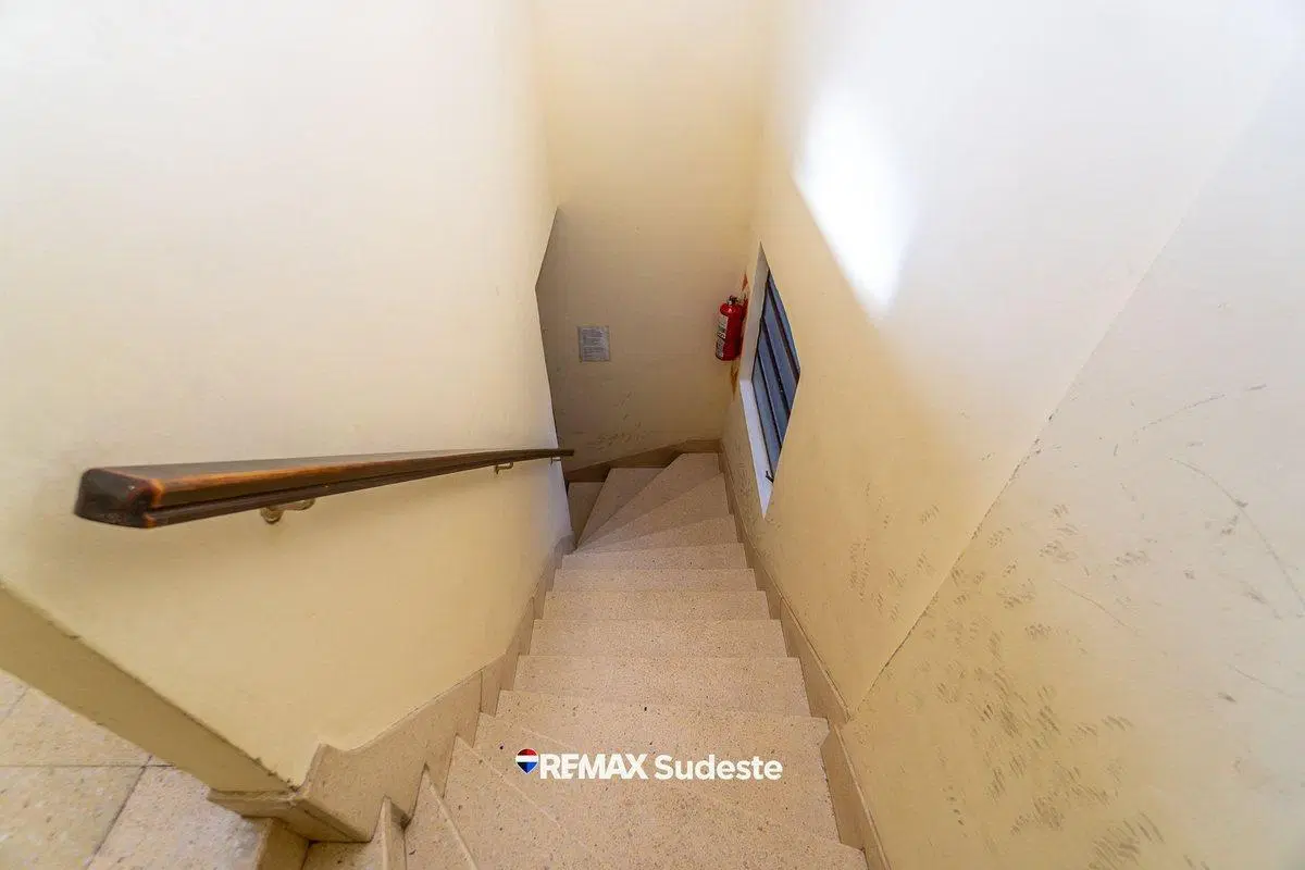 VENTA DEPTO. 2 DORM CON TERRAZA PROPIA GORRITI 700 3