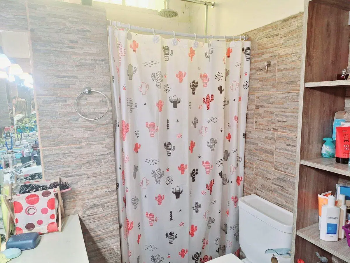 VENTA DE CASA DE DOS DORMITORIOS EN VILLA ITALIA 8
