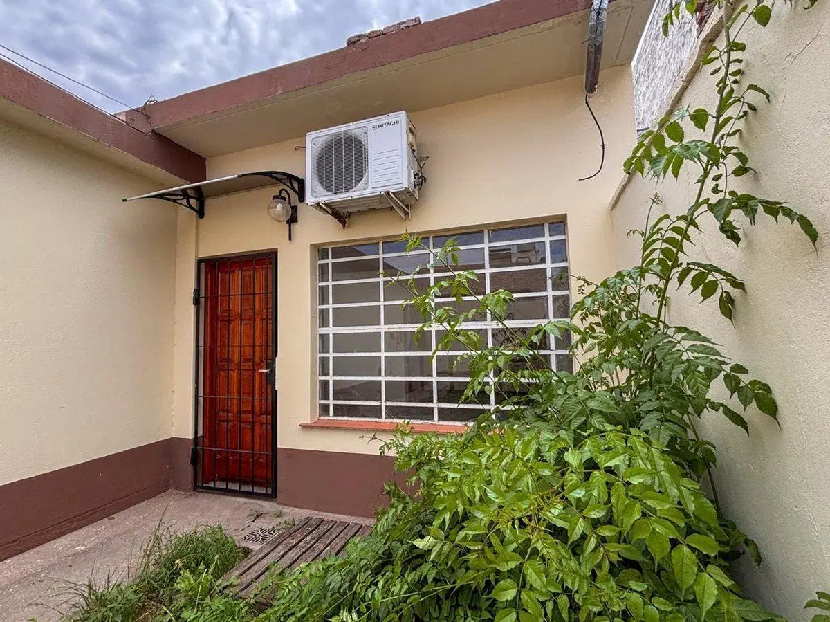Venta casa interna, 3 hab-2 patios 5