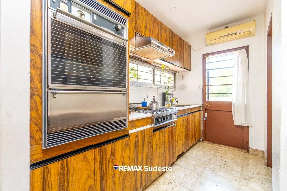 VENTA CASA TRADICIONAL EN EL CENTRO AMPLIO LOTE 5