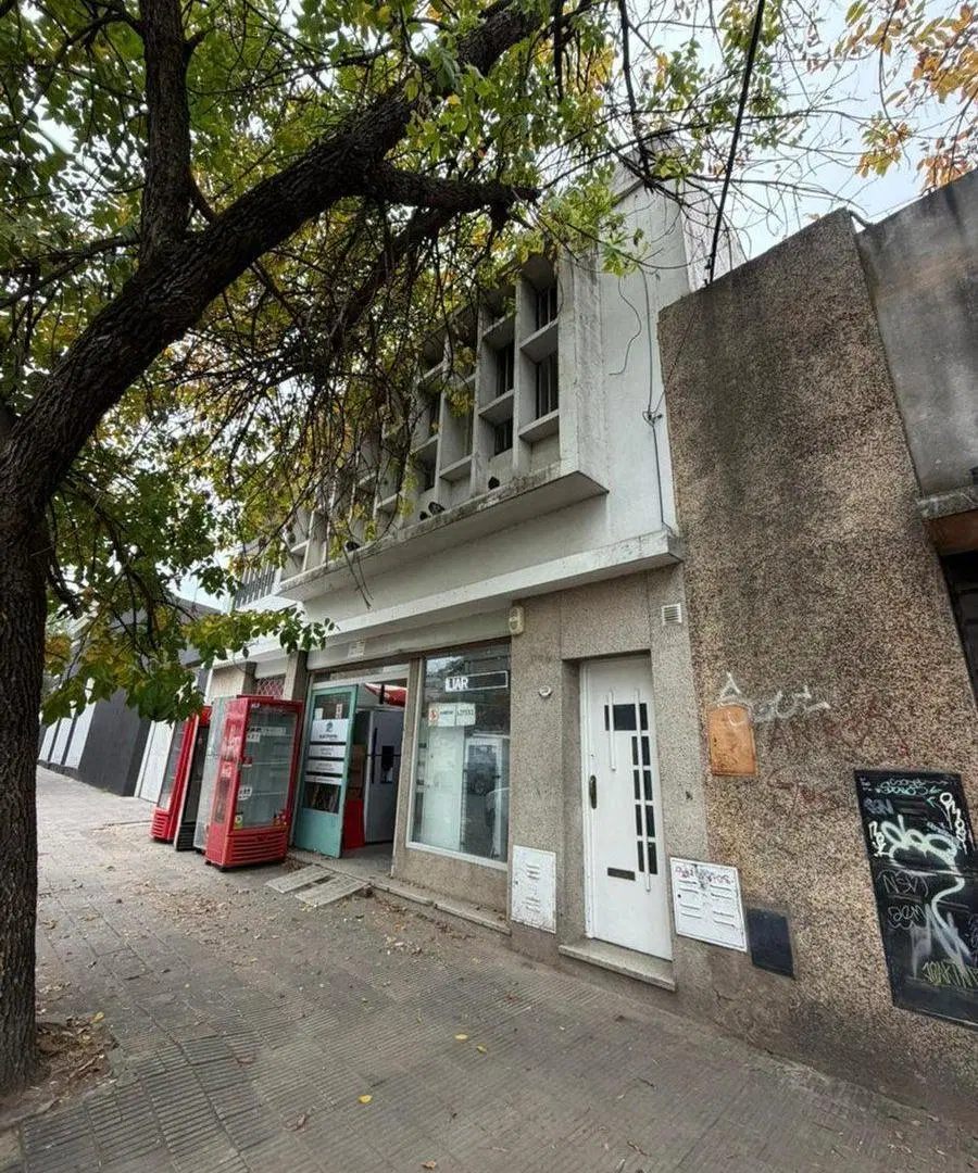 VENTA CASA DE ALTOS EN EL CENTRO DE LA CIUDAD 8