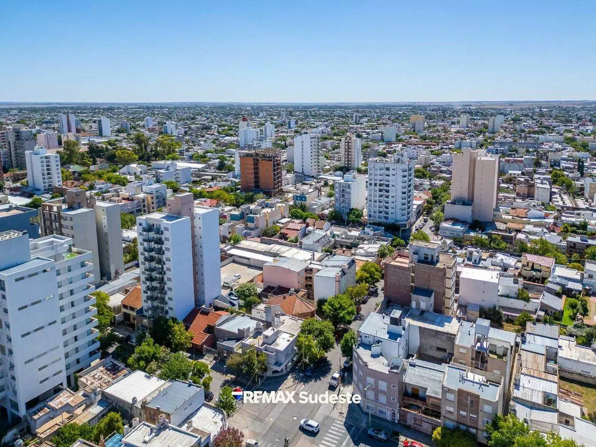 TERRENO EN VENTA PARA DESARROLLO 4