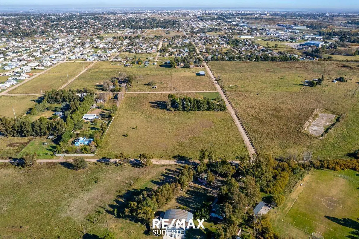 APTO CREDITO AMPLIO LOTE 4160m2 a min del Centro 3