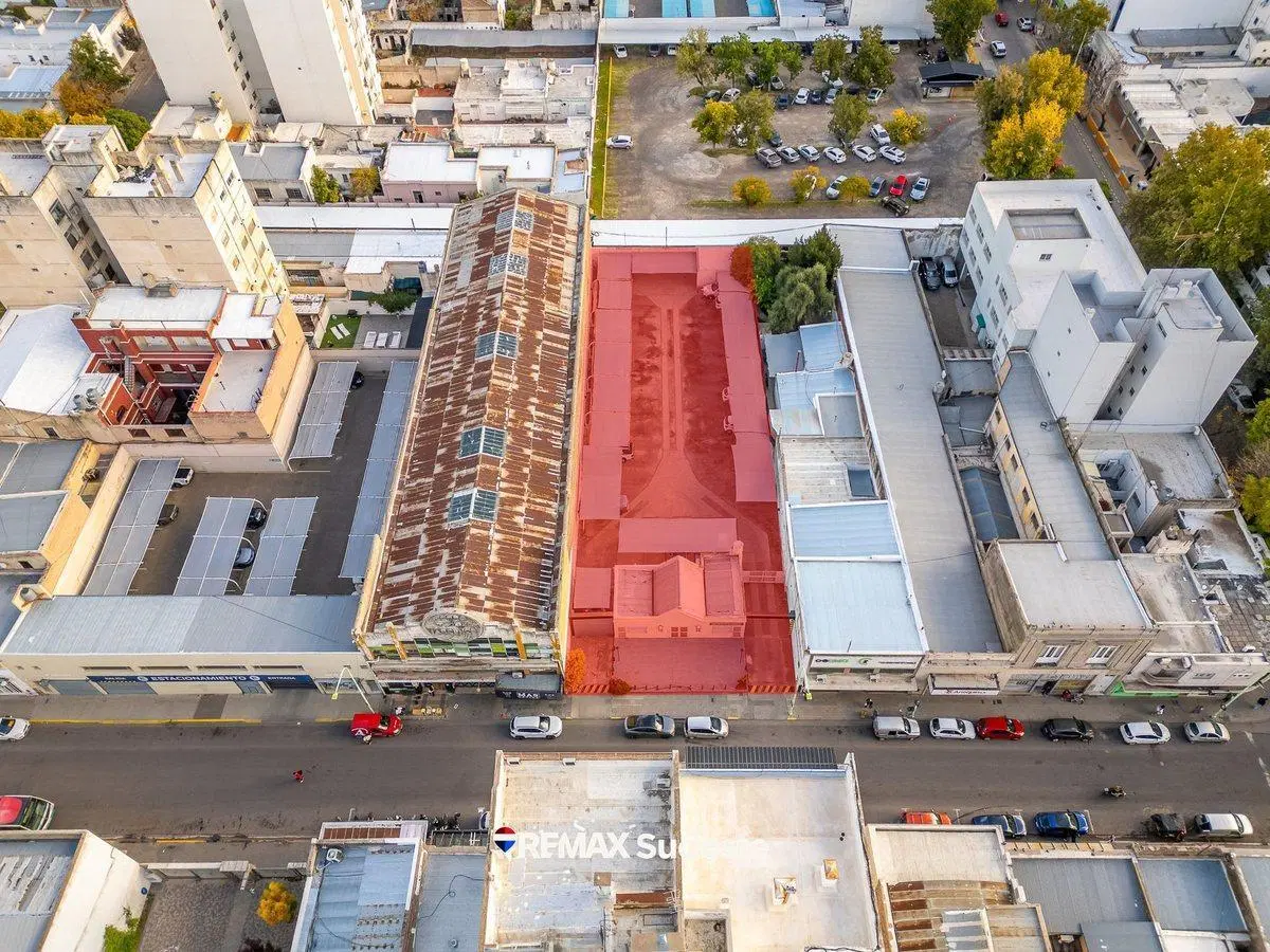 VENTA LOTE PARA GRAN DESARROLLO EN ALTURA 2