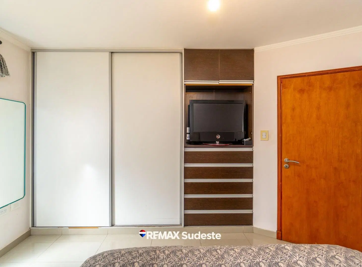 VENTA CASA MODERNA CON RADIADORES Barrio Km5 4