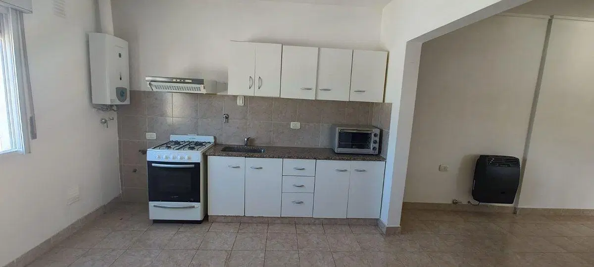 DPTO DOS DORMIS CON COCHERA EN VENTA 3