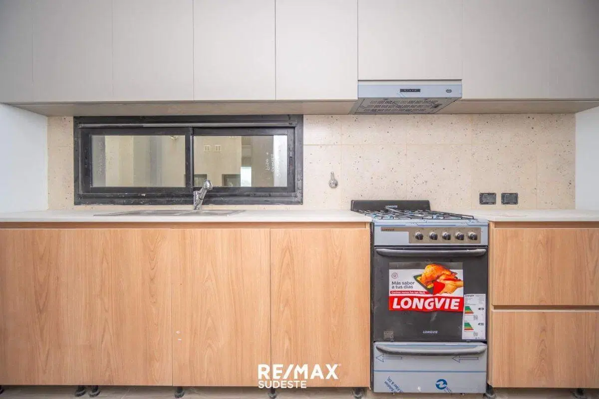 VENTA SEMIPISO DE 3 AMB A ESTRENAR LAMADRID 500 2