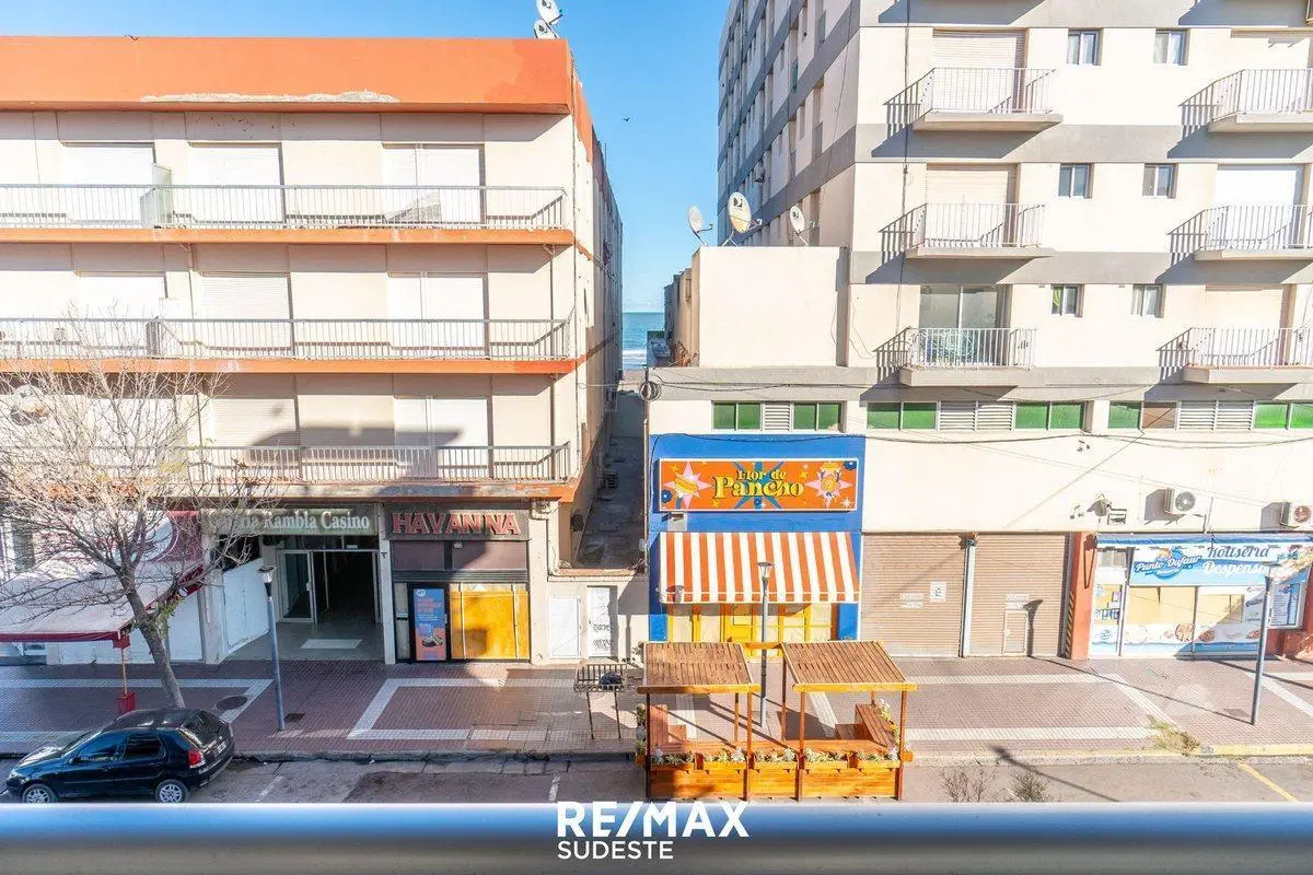 Venta Departamento 1 Dormitorio Monte Hermoso 8