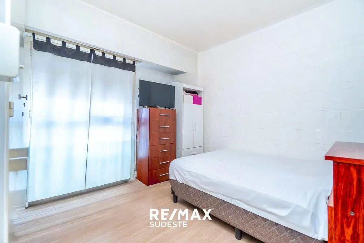 VENTA DEPARTAMENTO CÉNTRICO 8