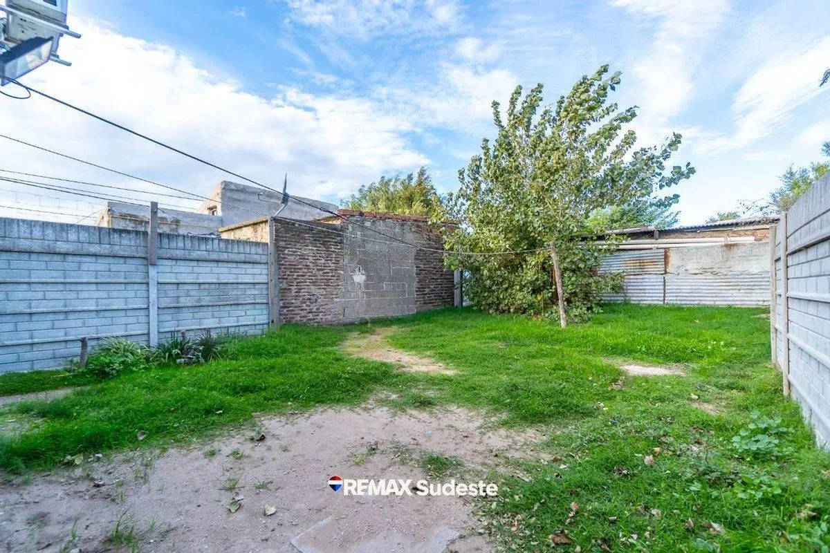 2 CASAS EN VENTA - BARRIO GRUMBEIN 5