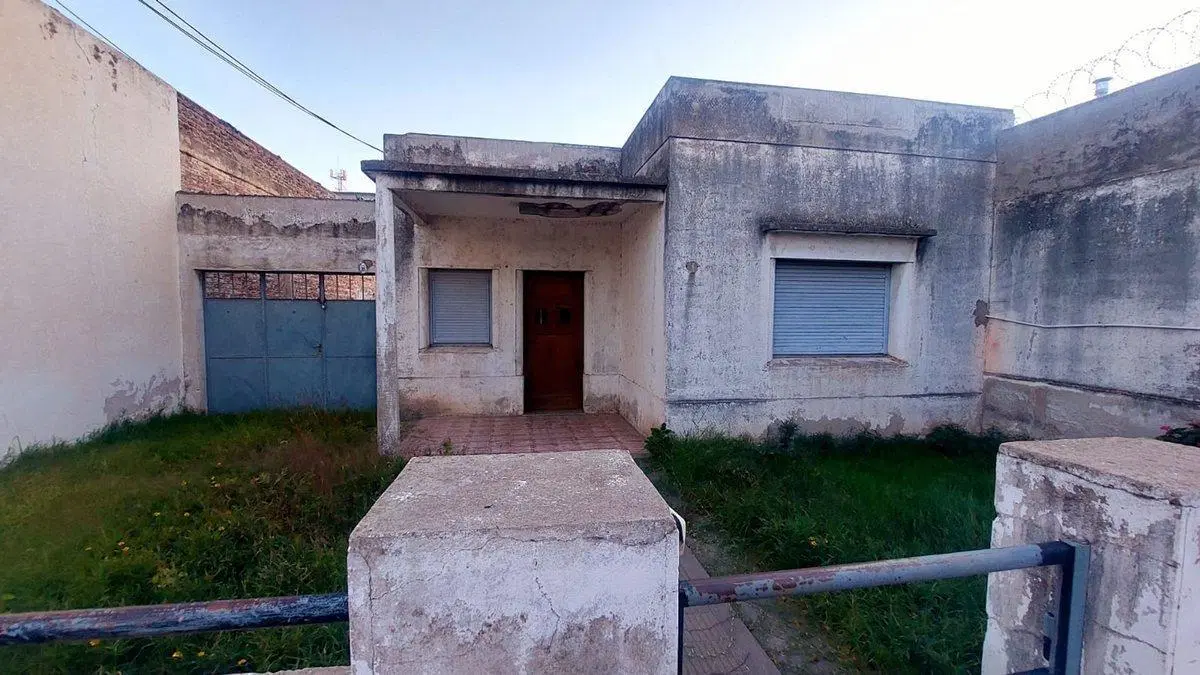 VENTA LOTE CON CASA A REFACCIONAR 3