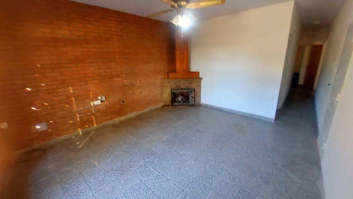 VENTA DE CASA 3 DORMITORIOS EN GRAL D. CERRI 4