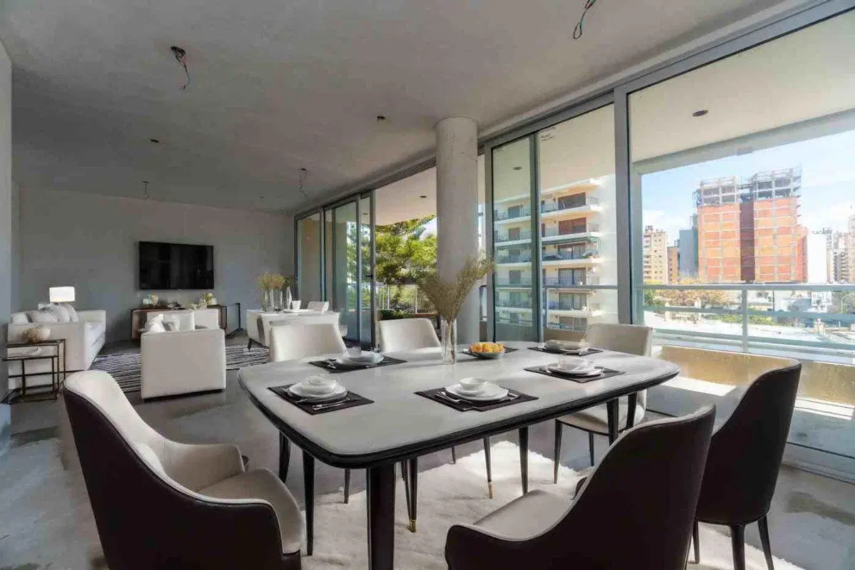 VENTA PISO 4 AMBIENTES C/ 2 COCHERAS SOBRE AV ALEM 4