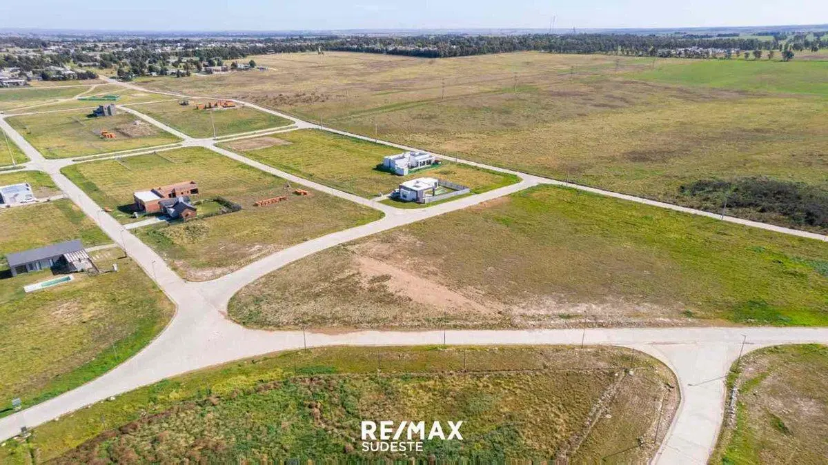 LOTE EN VENTA EN BARRIO LA BARRANCA 3