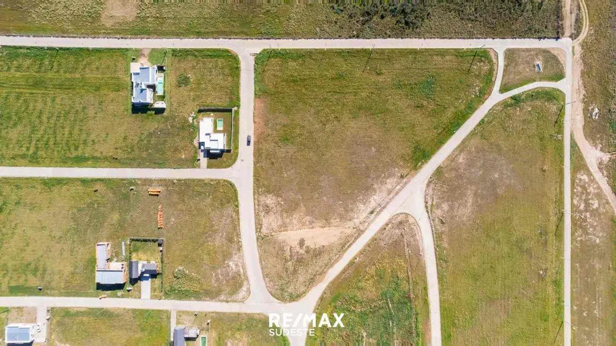 LOTE EN VENTA EN BARRIO LA BARRANCA 5
