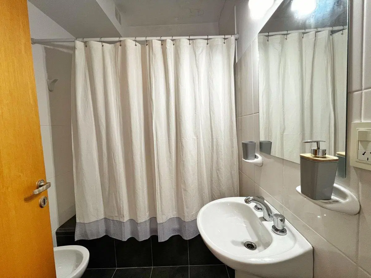VENTA DEPTO 1 DORMITORIO CENTRO - SAAVEDRA 118 3