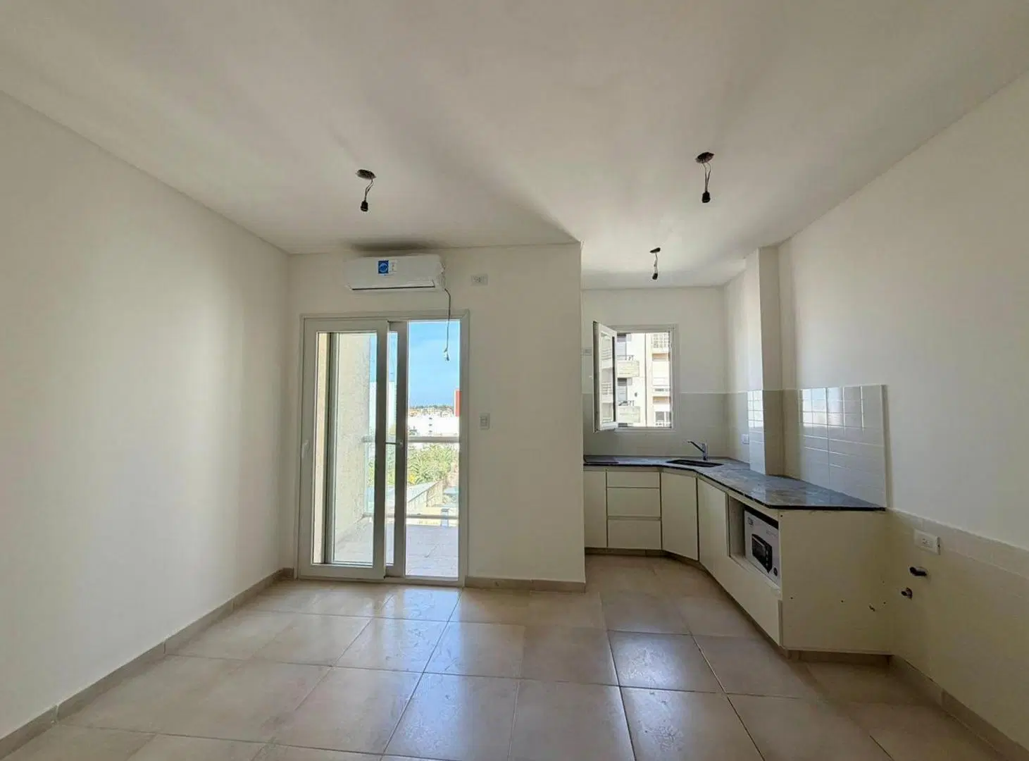 VENTA FUNCIONAL EN CASTELLI 165, A ESTRENAR 2
