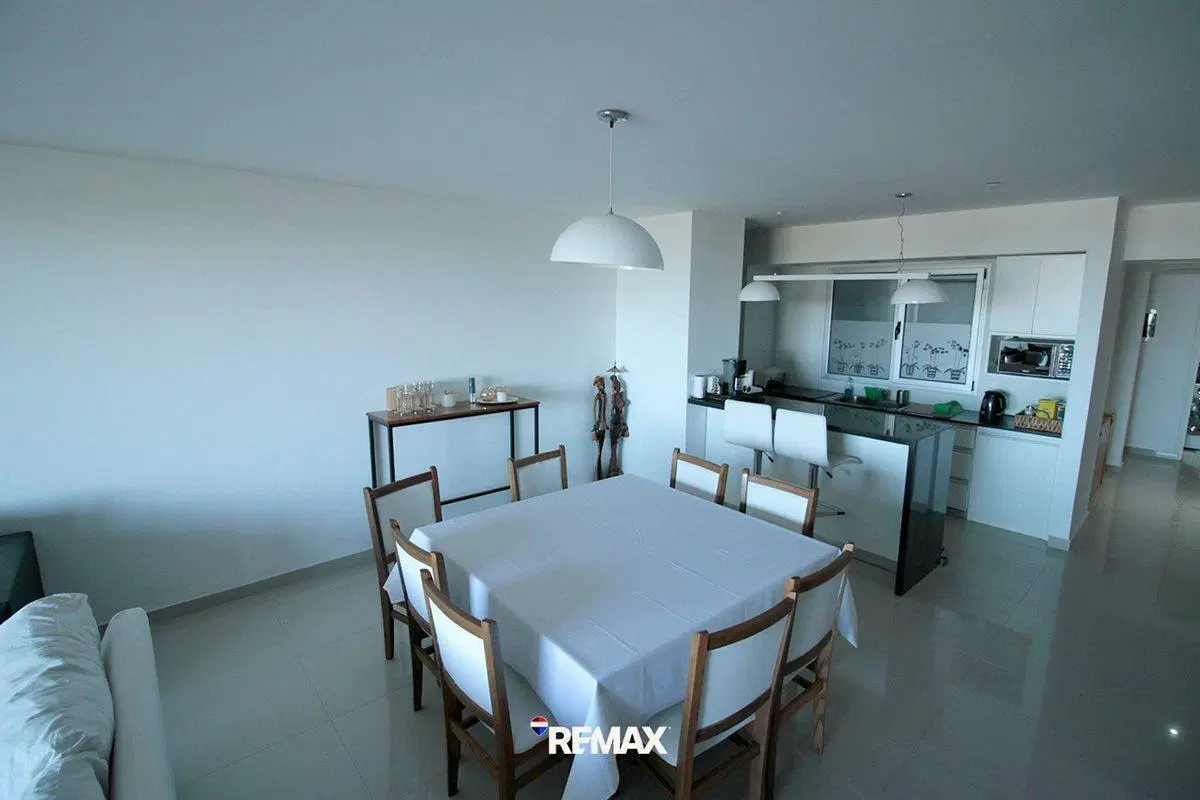 VENTA DE DEPARTAMENTE FRENTE AL MAR EN MH DEL ESTE 3