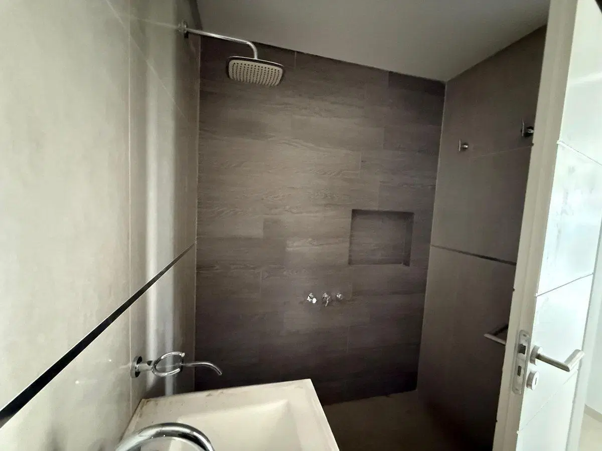 VENTA SEMIPISO A ESTREN 2 DORM. EN 19 DE MAYO 447 8