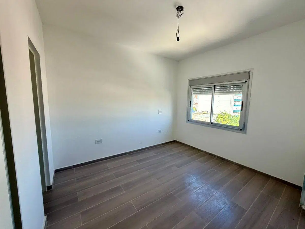 VENTA EXCLUSIVO PISO 19 DE MAYO 414, CON COCHERA. 5