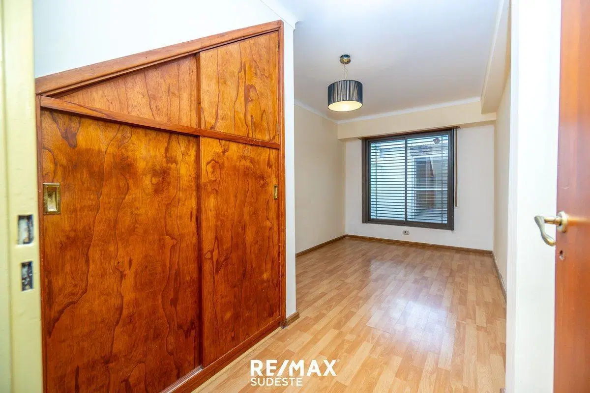VENTA CASA CARONTI 700 ESPECTACULAR UBICACIÓN 3