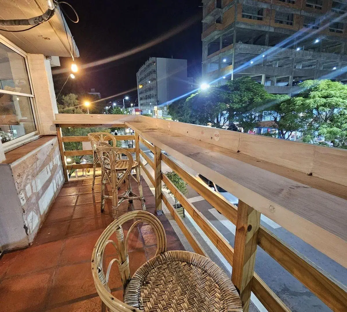 LOCAL EN VENTA EN MONTE HERMOSO 8
