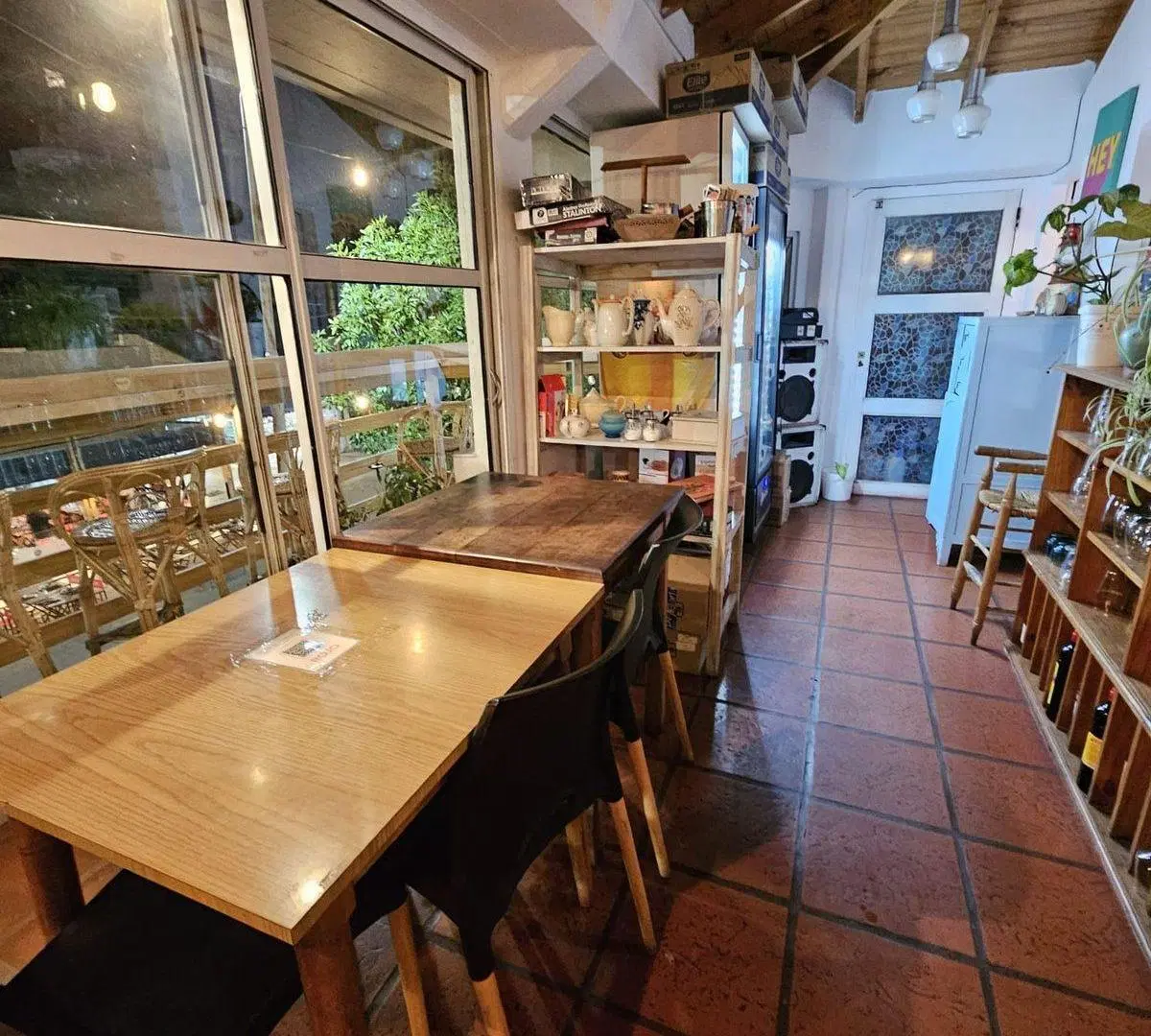 LOCAL EN VENTA EN MONTE HERMOSO 2