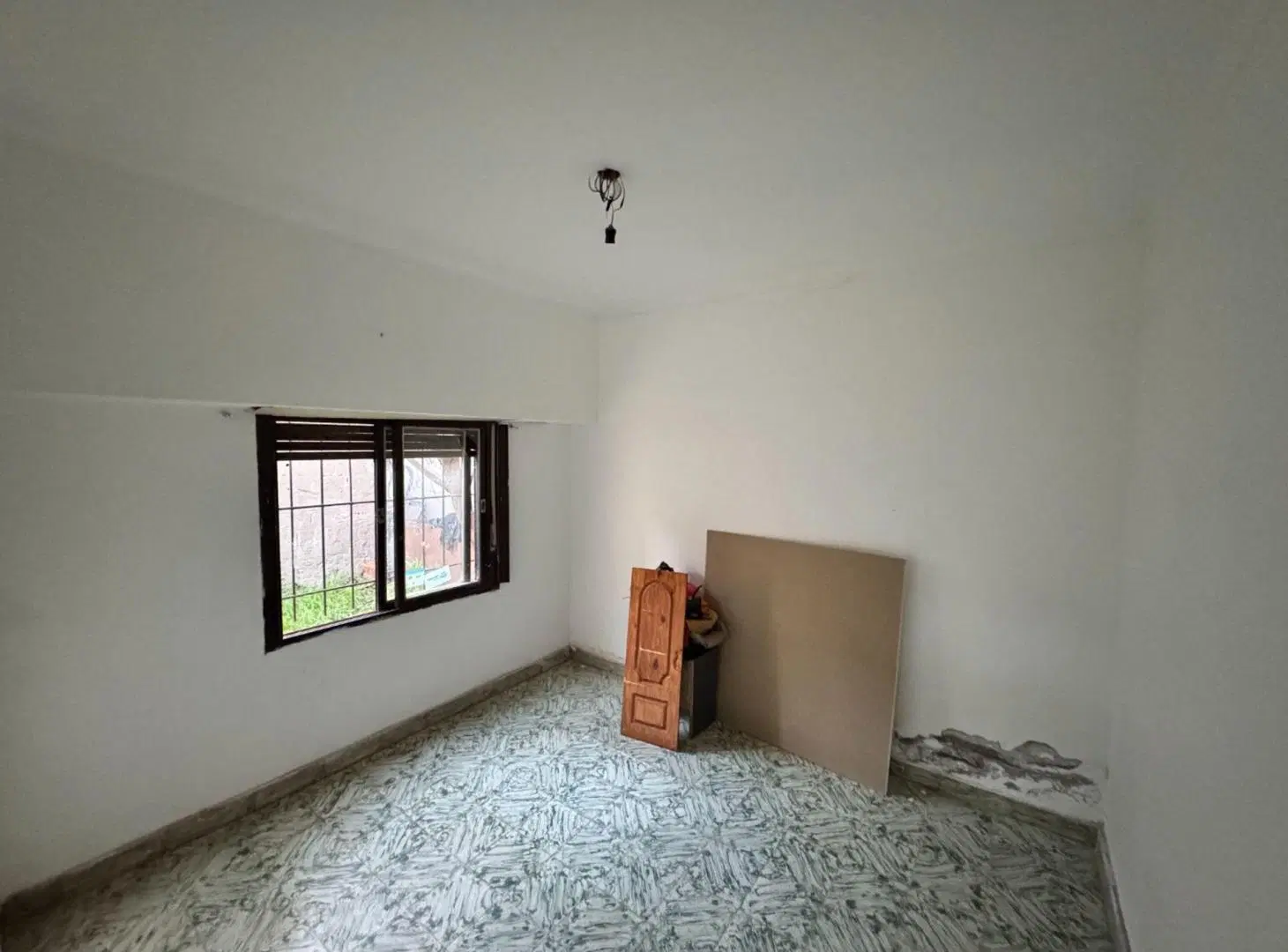 Casa 3 Dormitorios + Construccion - Gran Lote 2