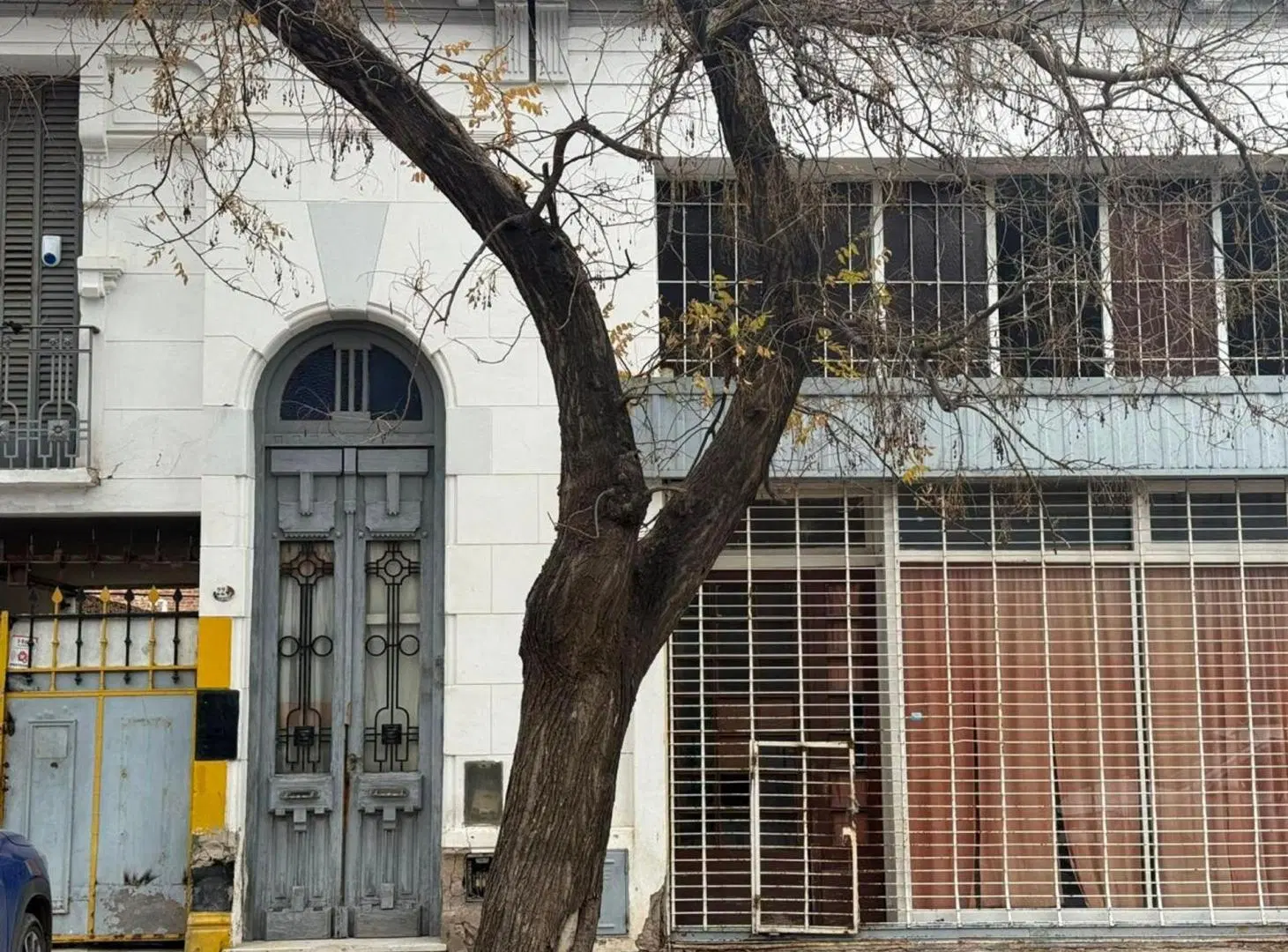 LOCAL Y CASA A REFACCIONAR O DEMOLER 2