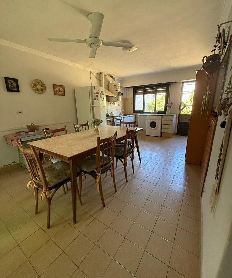 Foto de HERMOSA CASA EN CORONEL DORREGO, imagen 2