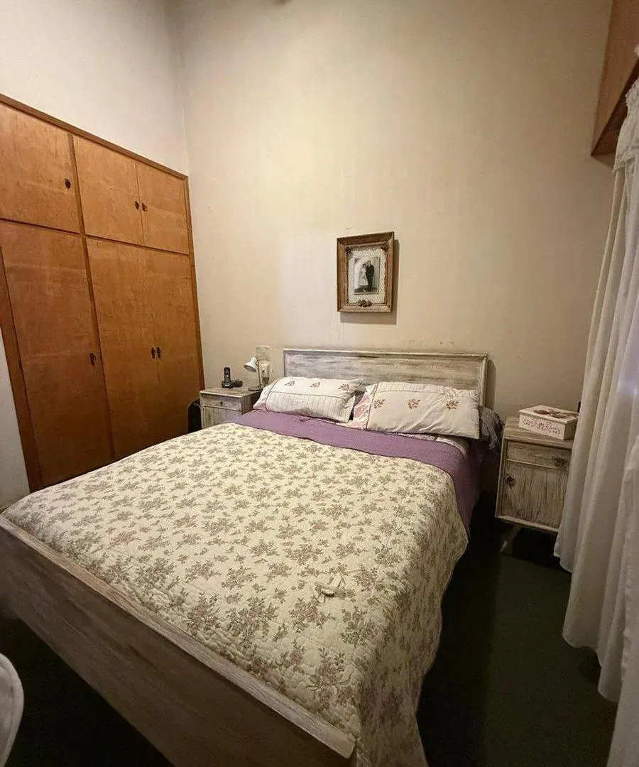 HERMOSA CASA EN CORONEL DORREGO 4