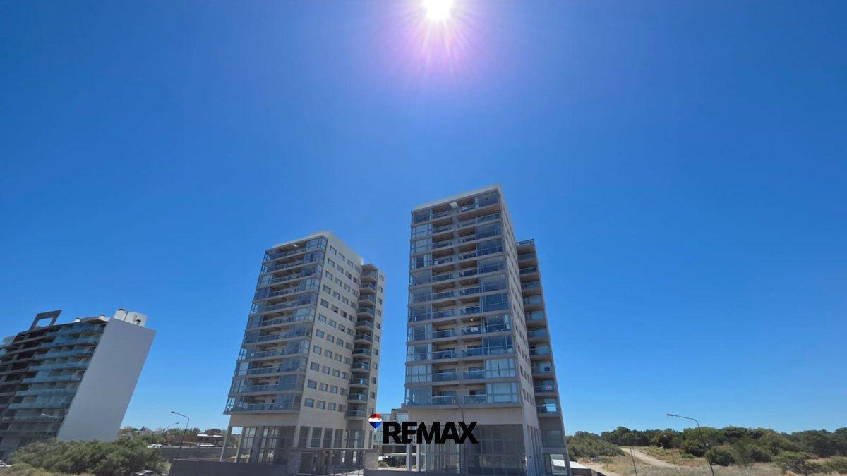 Foto de VENTA PENTHOUSE 3 DORM 3 BAÑOS 3 COCHERAS MH, imagen 3