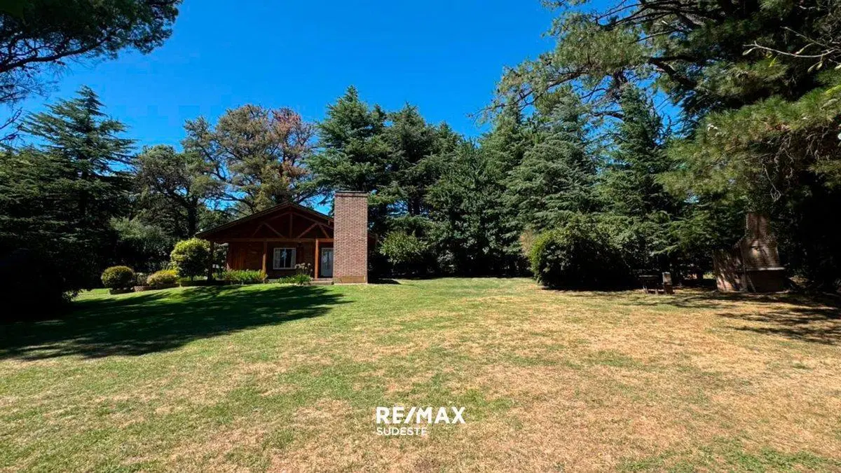 VILLA VENTANA - HERMOSA CASA EN MUY AMPLIO LOTE 5