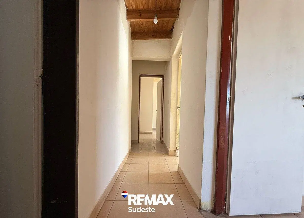 CASA APTA CREDITO ESQUIU Y ESTOMBA 4