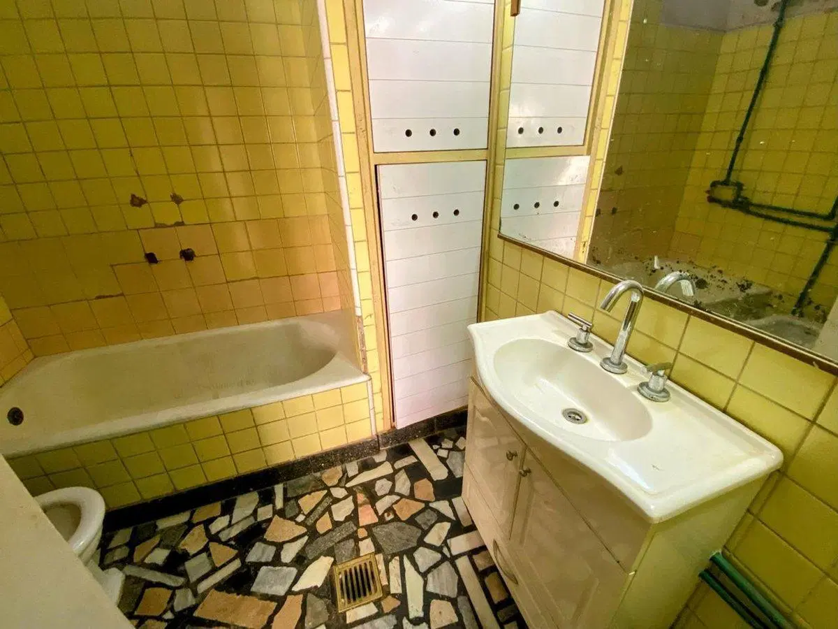 VENTA CASA B. UNIVERSITARIO CON GALPON Y GRAN LOTE 3
