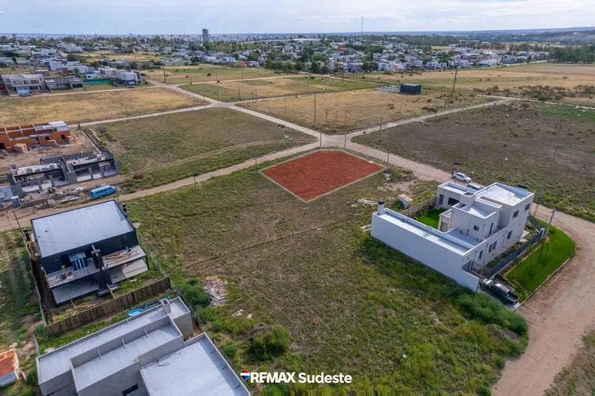 VENTA LOTE BIFAMILIAR ESQUINA PALOS VERDES 4